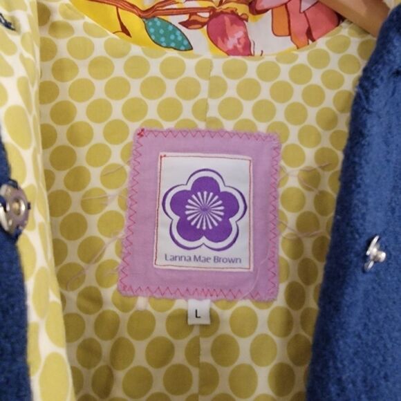 Lanna Mae Brown Girls Overcoat large - Picture 2 of 6